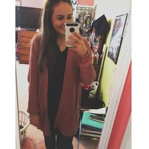 Meet your Posher, Bailee